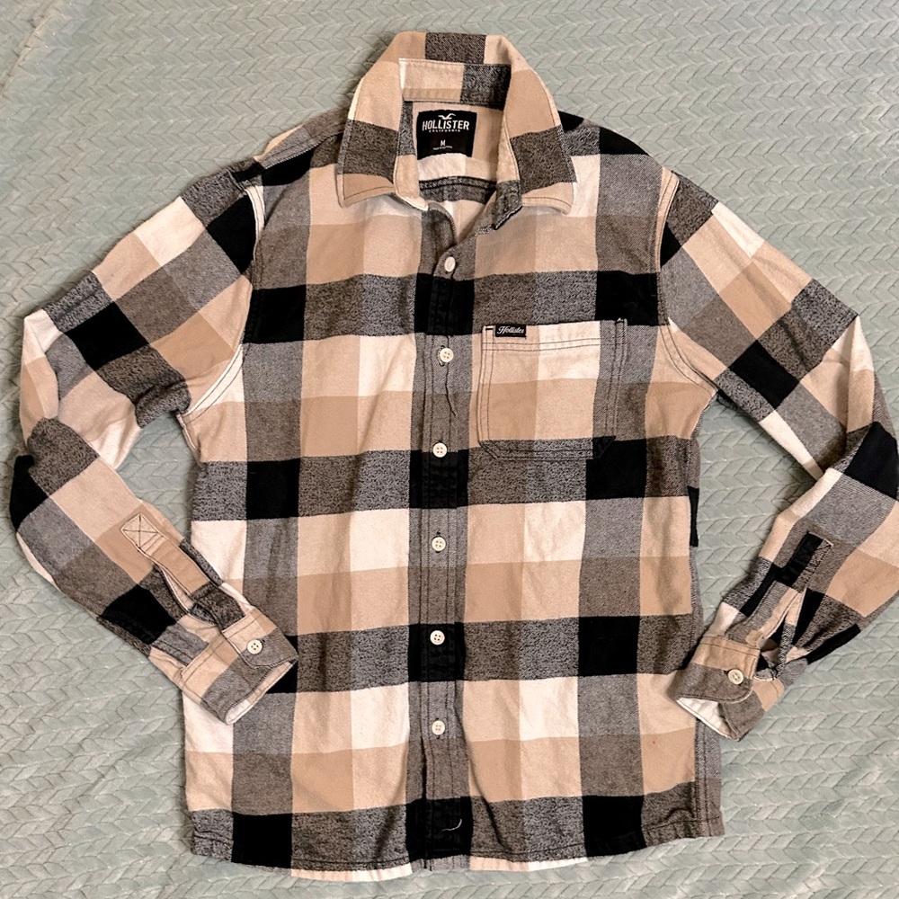HOLLISTER Flannel Button Down Shirt